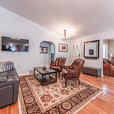 Westside Large Home Колорадо Спрингс Екстериор снимка
