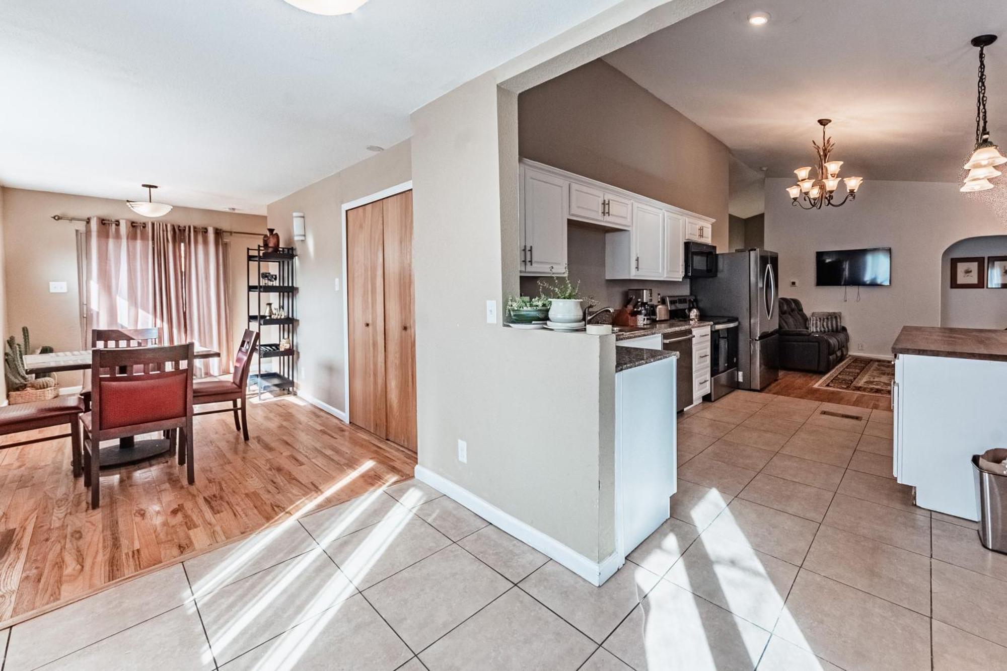 Westside Large Home Колорадо Спрингс Екстериор снимка